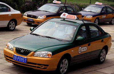 北京交通委出台政策 4月30日前减收出租车份子钱，助力汽车出租行业纾困